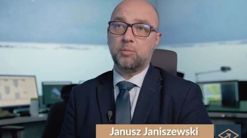 Janusz Janiszewski zapowiada przebudowę ruchu lotniczego
