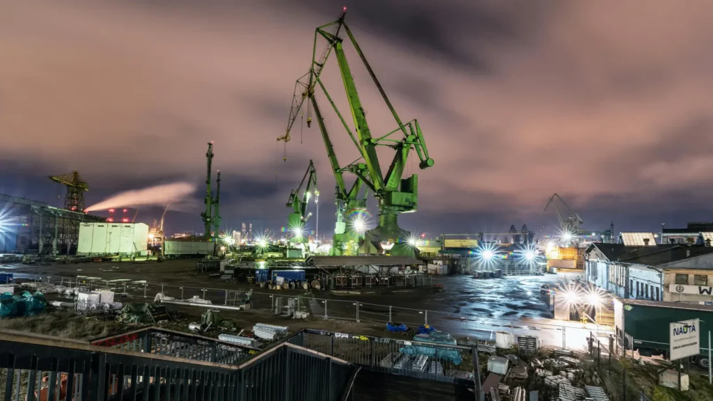 Witek Szabłowski: Polarny Szlak Jedwabny przepłynął kontenerowiec „Istambul Bridge”