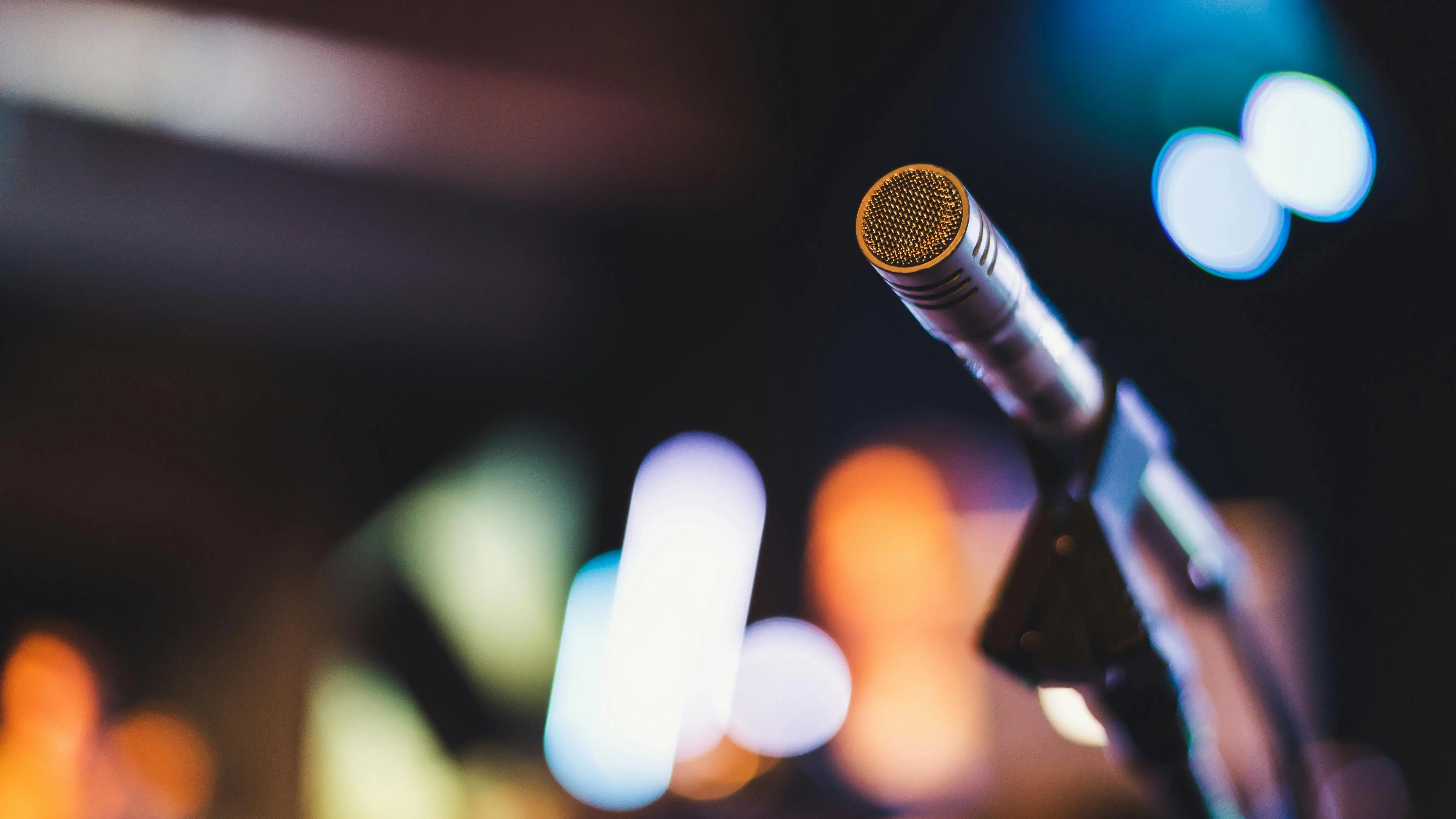 Ernest Bryll – 91. urodziny Arcypoety: wystawa i koncert