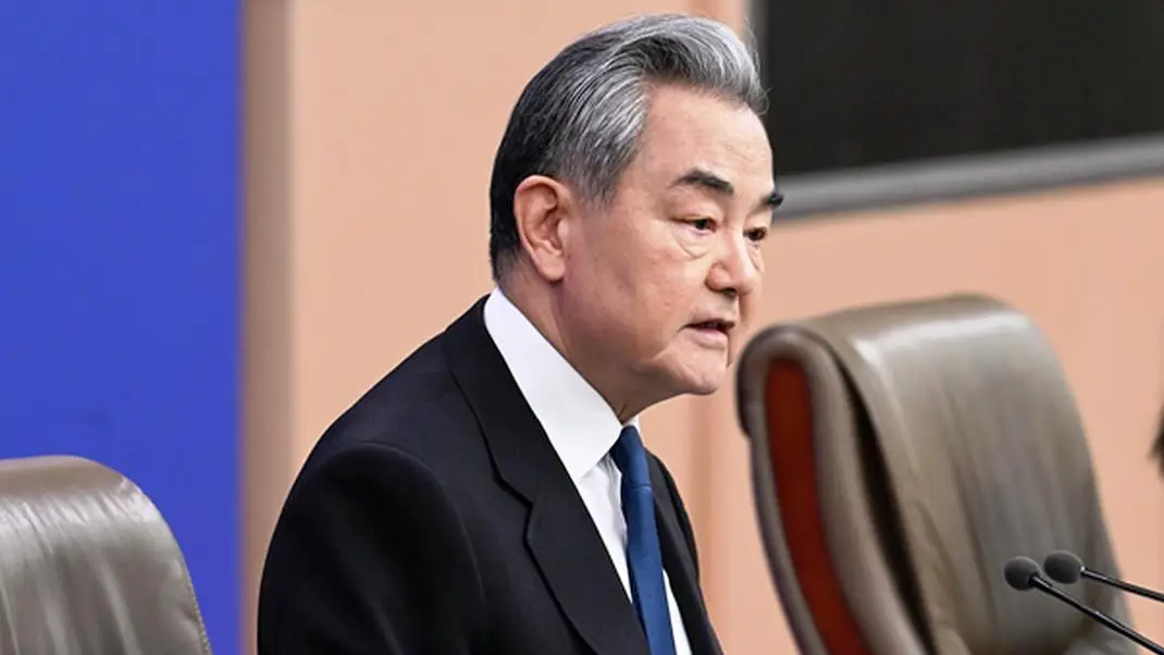 Wang Yi o relacjach Chiny–UE i Chiny–USA