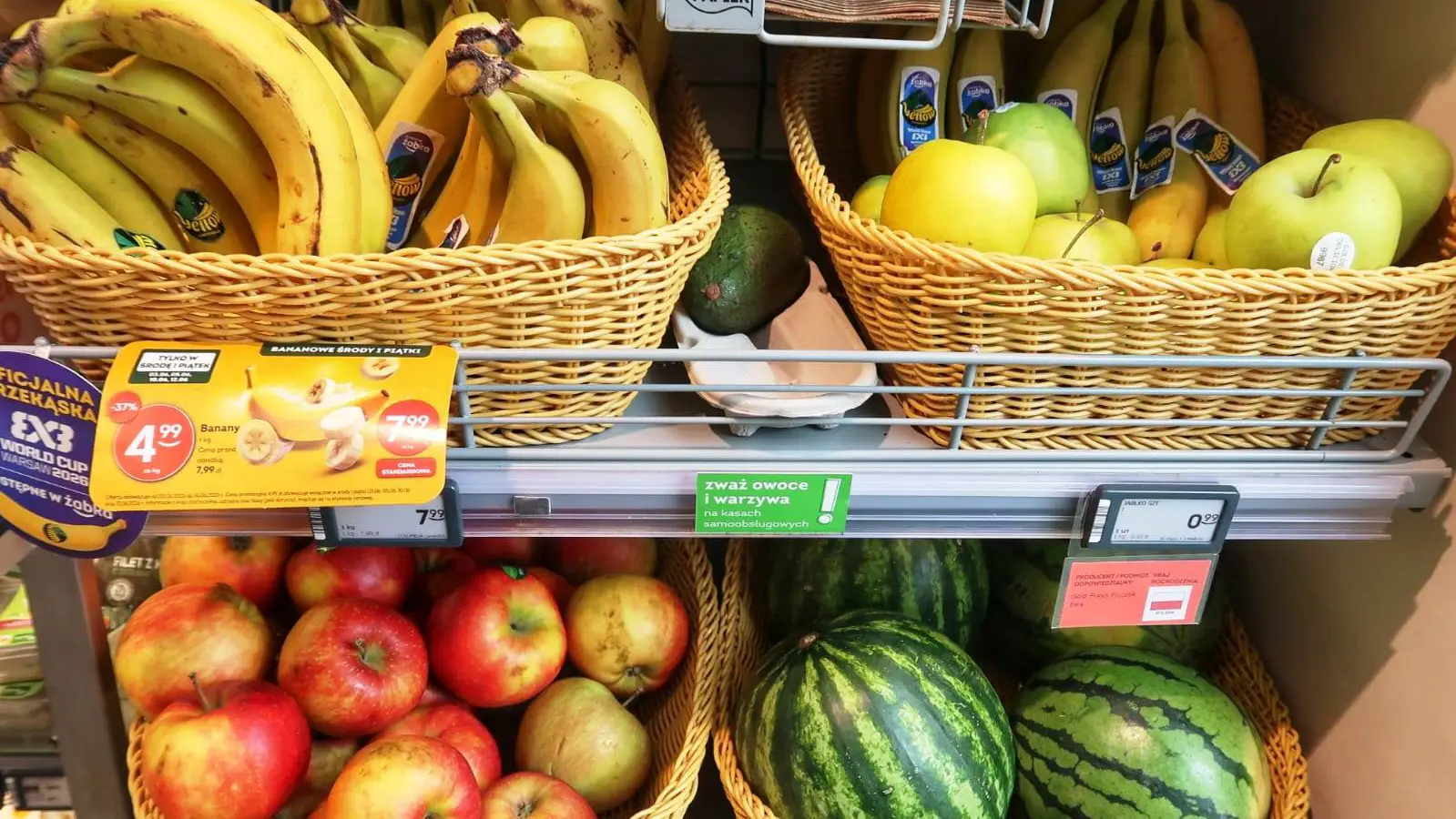 Owoce i warzywa jako świeże przekąski do spożycia w biegu