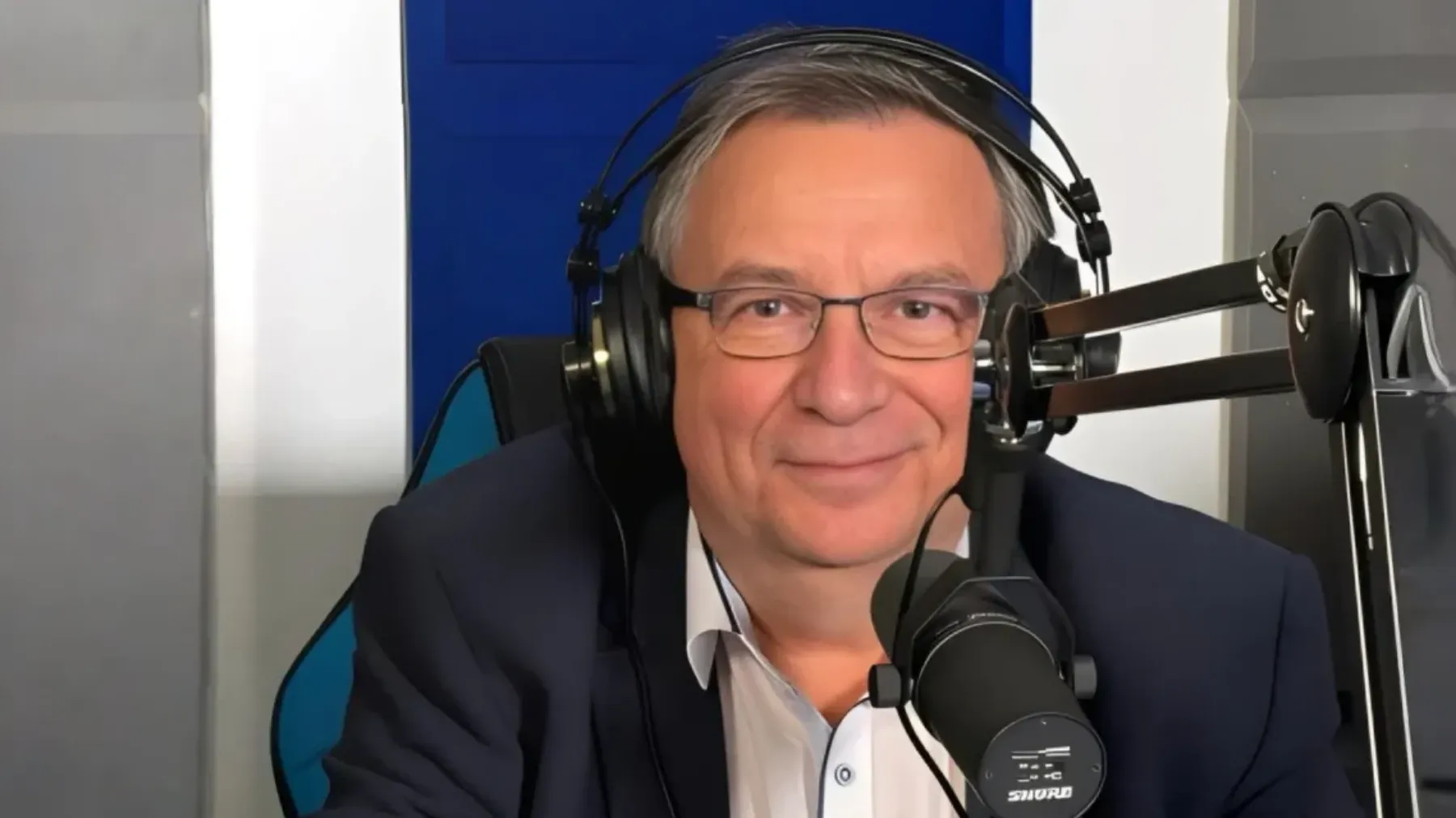 Krzysztof Kotowicz: Zlewanie się demokracji z mediokracją